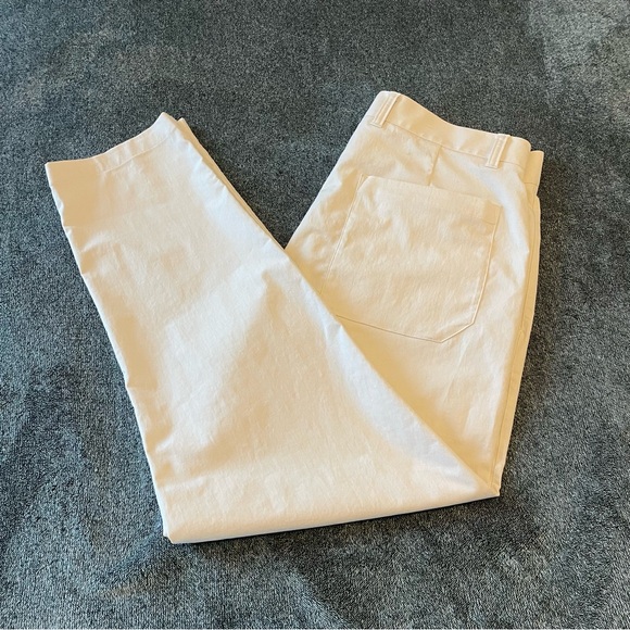 Lululemon Relaxed Tapered Trouser Classic White Pants Size 34 - Picture 4 of 11